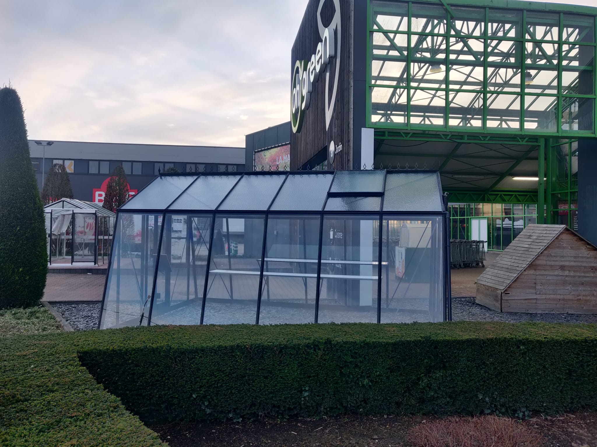 S106 H Blackline - Modèle expo (-30%)