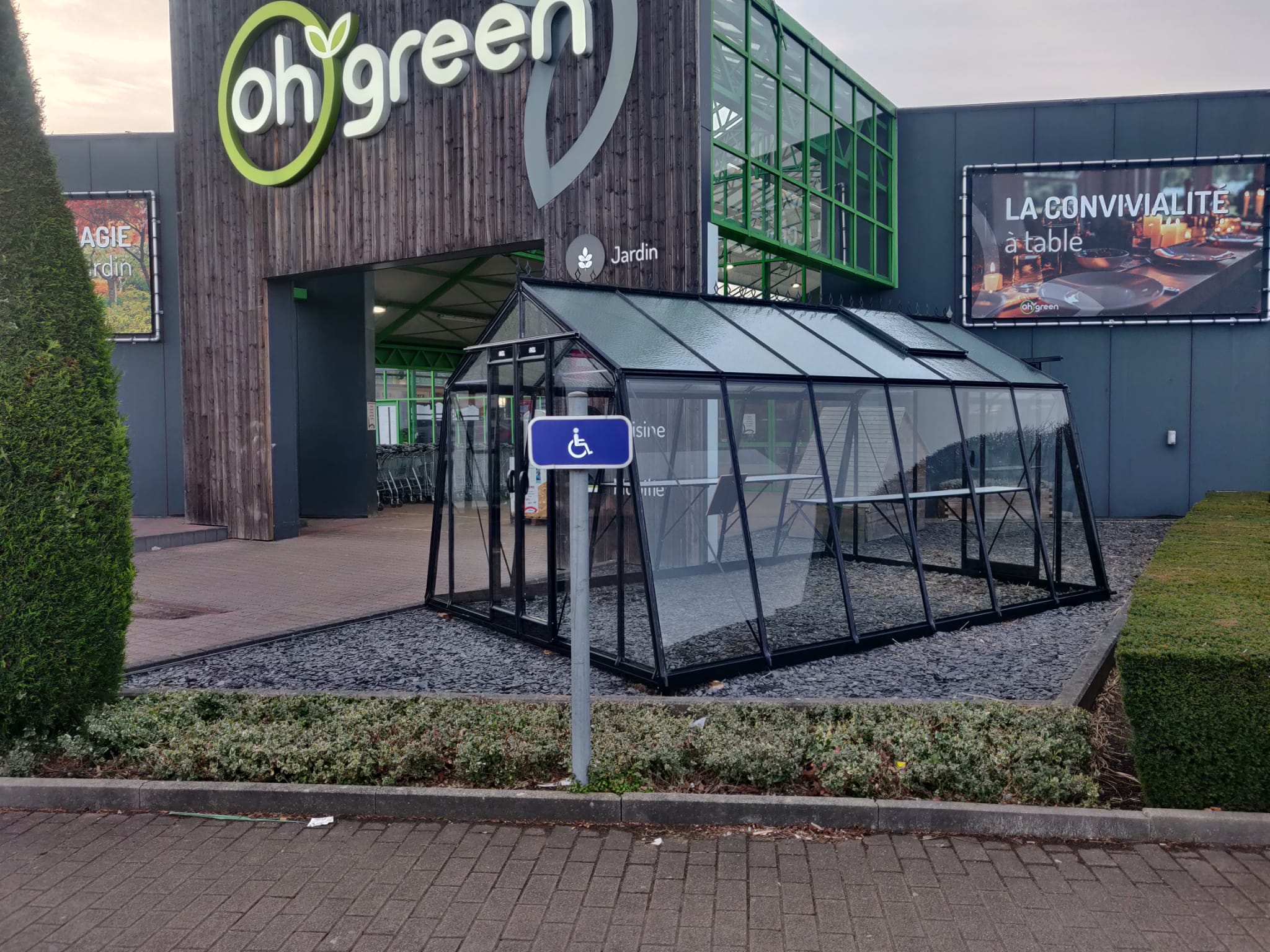 S106 H Blackline - Modèle expo (-30%)