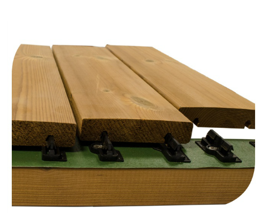 Emboiter plancher en bois thermique serre de jardin